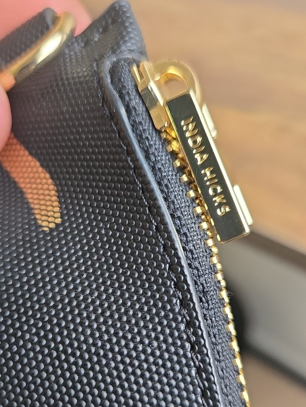 India Hicks Flat Pouch “The Future is so Bright”Metallic Gold Clutch Wristlet - Picture 3 of 9